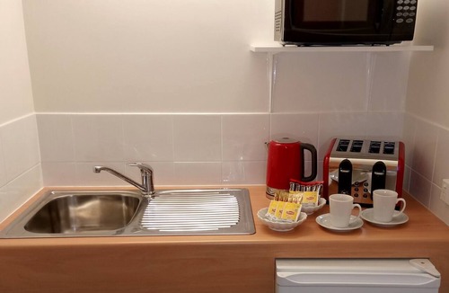 Mount Muirhead Hotel | Millicent Motel