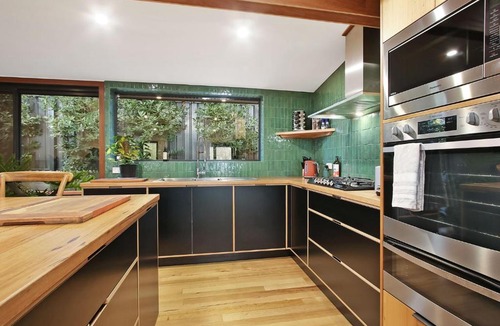 Beechworth House | Millie & Pips Beechworth Bungalow
