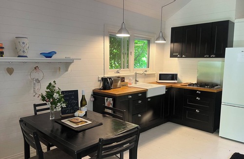 Leura Cottage | Millie’s Pixie Cottage-Cosy Getaway-7 mins Walk Leura/Quiet
