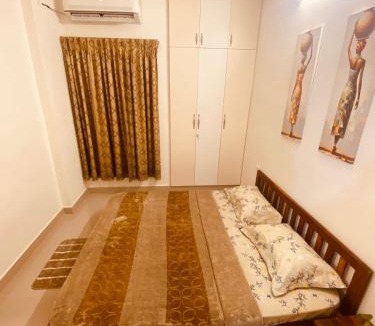 Kelambakkam Apartment | MIRA VISTA - Cozy 2 BHK Condo - Chennai