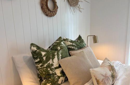 Hideaway Bay Apartment | Moana bungalow