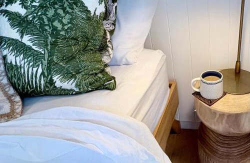 Hideaway Bay Apartment | Moana bungalow