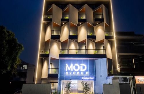 DLF Phase 3 Hotel | MOD AVENUE