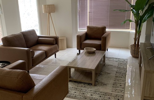 East Mackay Apartment | Modern 2 bedroom unit close to city centre