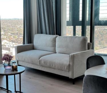 Box Hill Apartment | Modern 2BR Apartment in Box Hill