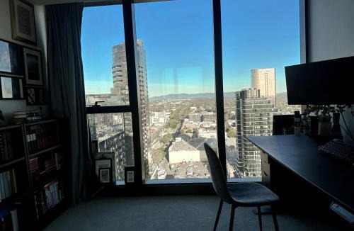 Box Hill Apartment | Modern 2BR Apartment in Box Hill