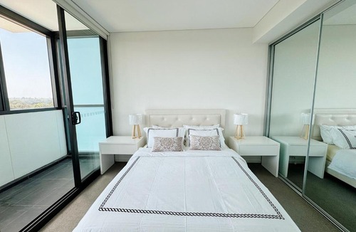 Wentworth Point Apartment | Modern 2Brs@ close2 Olympic park