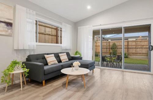 Logan Reserve House | Modern 4BR Home Peaceful Logan Reserve Stay