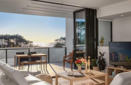 Brighton Apartment | Modern Coastal Retreat in Brighton Melbourne