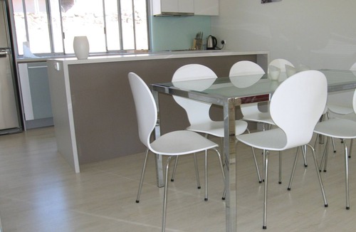 Encounter Bay House | Modern Duplex only minutes to the beach!