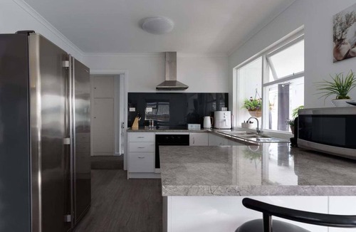 East Devonport House | Modern Ease in East Devonport