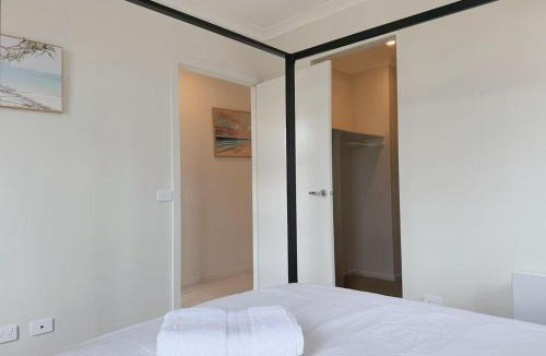 Berwick House | Modern Home Canal Berwick