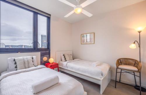 Bowen Hills Apartment | Modern Homely 2BR APT w Parking Bowen Hills