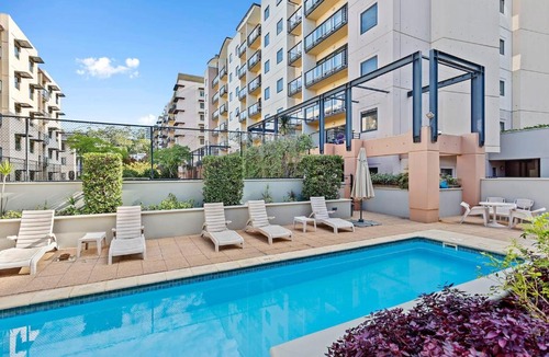 Perth Central Business District Apartment | Modern Kings Park Hideaway Walk to Perth CBD