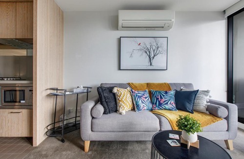 South Yarra Apartment | Modern Nomads South Yarra Tranquil 2BR with Balcony Near Station
