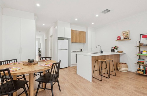 Mount Barker House | Modern Retreat in Mount Barker: Your Ideal Getaway