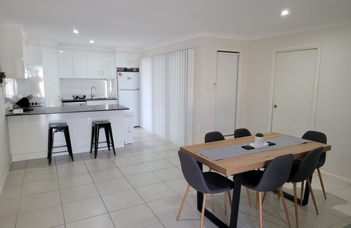 Dalby Apartment | Modern self-contained 2 bedroom 2 bathroom apartment