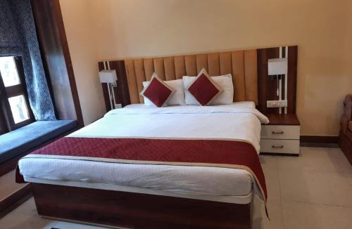 Raichak Hotel | Mohinur villa