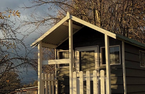 Mansfield House | Monkey Gully Retreat 2 minutes from town and 45 mins from Mount buller