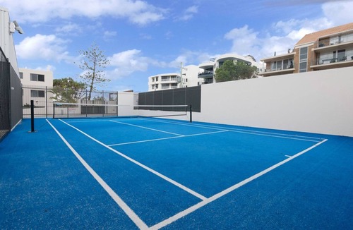 Caloundra Apartment | Monterey Lodge Unit 16, 27 Warne Terrace. Kings Beach