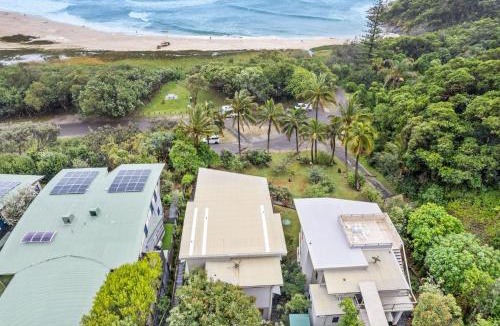 Point Lookout Apartment | Mooloomba Two by Discover Stradbroke