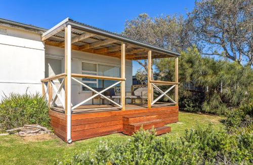 Culburra Beach House | Moon Gate at Culburra - Pet Friendly Absolute Beachfront