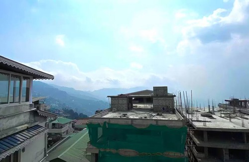 Darjeeling House | Moon River - “Mall road”nn