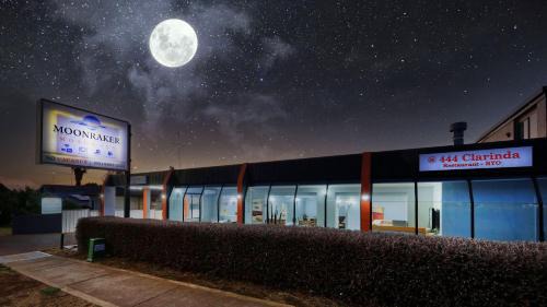 Parkes Hotel | Moonraker Motor Inn