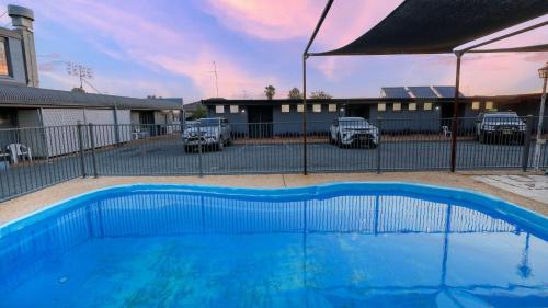 Parkes Hotel | Moonraker Motor Inn