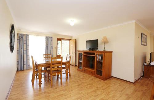 Moonta Bay Ski Chalet | Moonta Bay Accommodation
