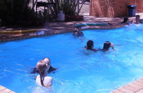 Moore Park Beach Hotel | Moore Park Beach Inn