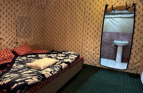 Auli RV Rental | Morning Glory camping and trekking