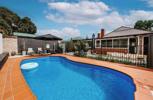 Central Mudgee House | Mortimer Gardens Country Charm in Heart of Mudgee