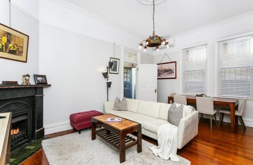 Mosman Apartment | Mosman magic - Pet-friendly home near Balmoral - BOND7