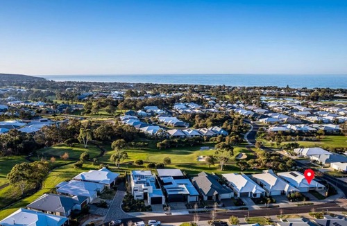 Dunsborough House | Most Delightfully Relaxing Retreat in Dunsborough