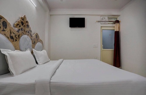 Delhi House | Motel ∙ 3 guests
