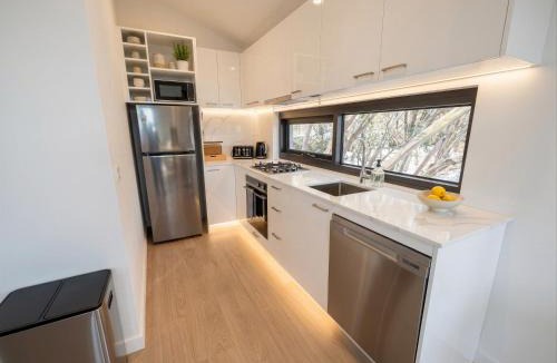 Mount Buller Ski Chalet | Mount Buller Alpine Chalet Mountain Views Sleeps 12