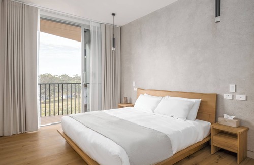 Mount View Apartment | Mount View Estate The Semillon Residence No. 1