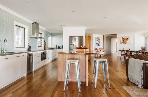 Coolangatta House | Mountain Ridge House