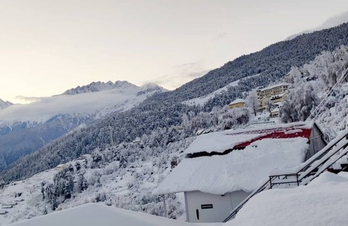 Auli Hotel | Mountain Rover Auli