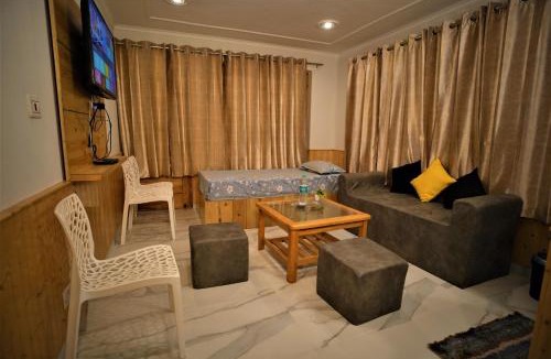 Manali House | Mountainshack Riverside Stay & Cafe