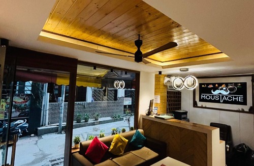 Tapovan Hostel | Moustache Hostel Rishikesh