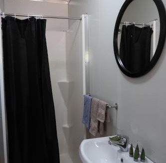 Derby Hotel | Mud Crab Motel