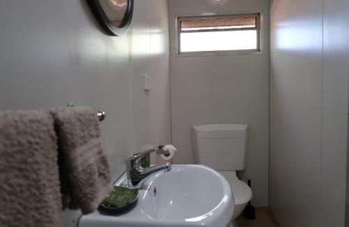 Derby Hotel | Mud Crab Motel