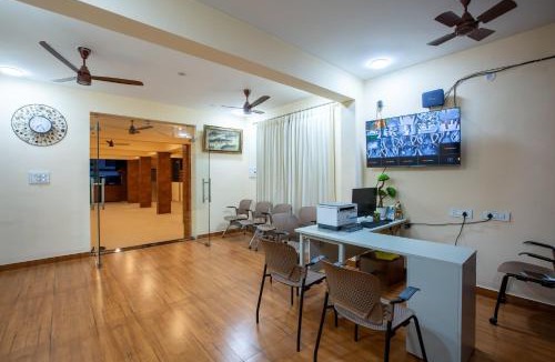 Hope College Hotel | MUGUNDAN 'S SMART STAY