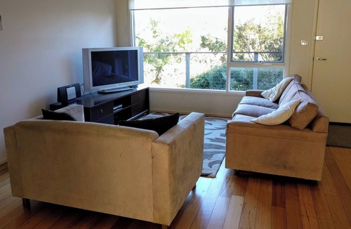 Shoreham House | Native Garden Serenity Near Beach and Winderies