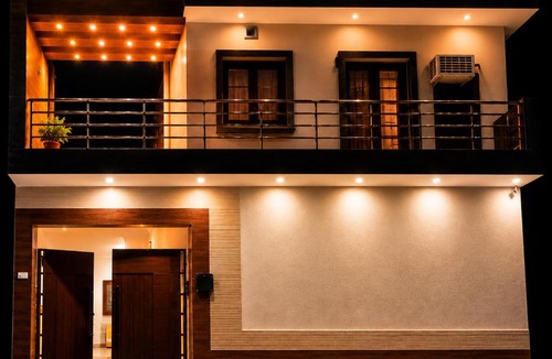Rishikesh Apartment | Nature View Retreat