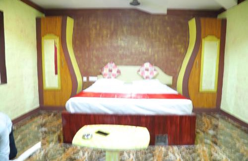 Sirkazhi Hotel | Navagiraga Resorts &Hotel