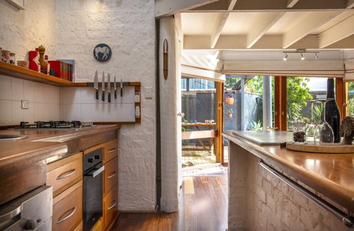 Goolwa House | Nectarine Cottage—A Romantic Goolwa Retreat