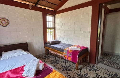 Hosur Hotel | Neelambari